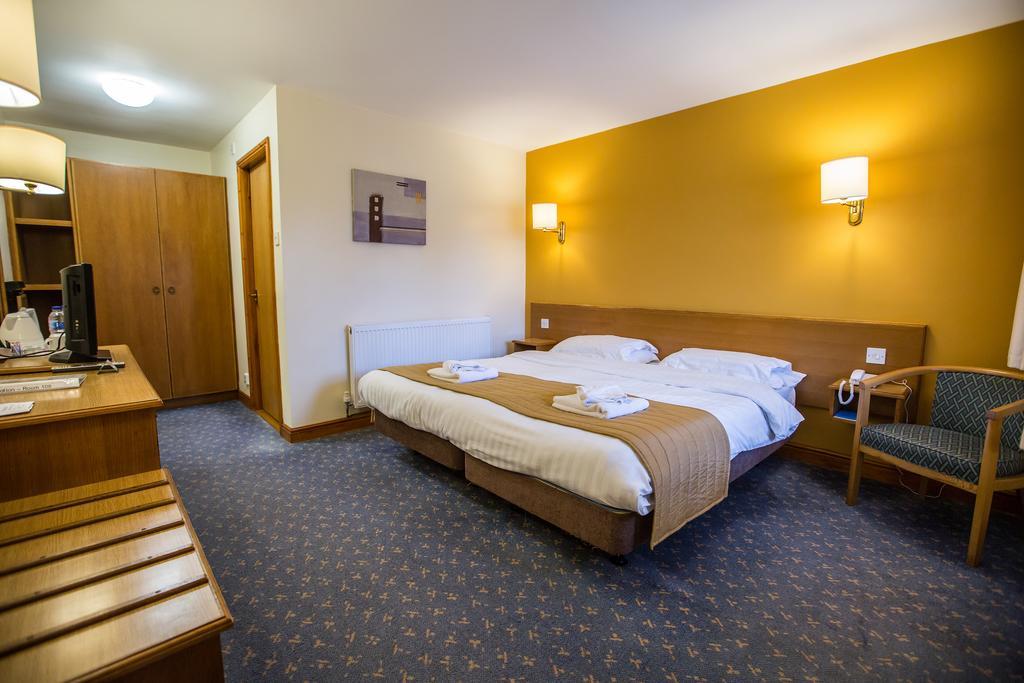 Tollgate & Leisure 4* Stoke-on-Trent