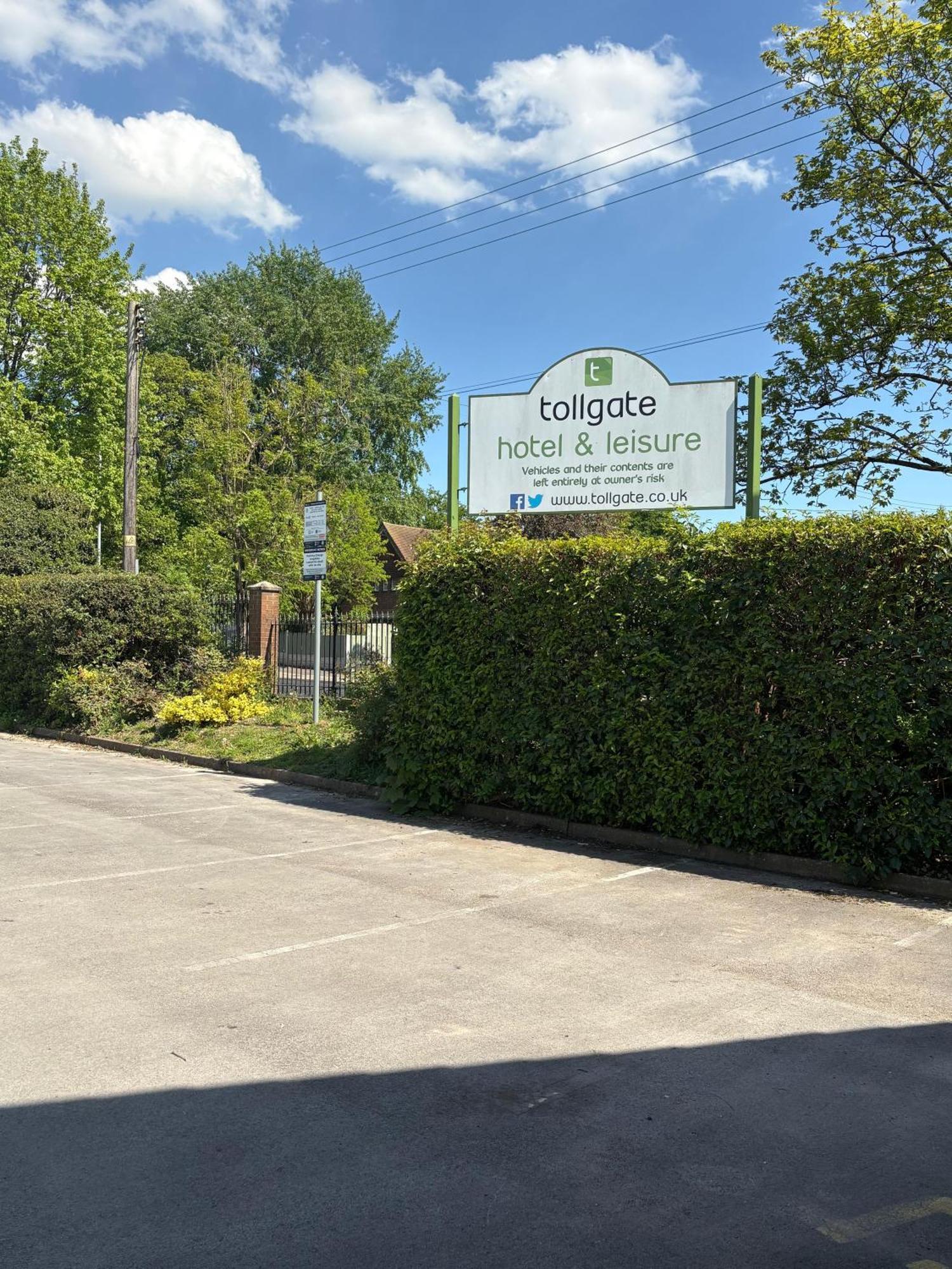 Hotel Tollgate & Leisure